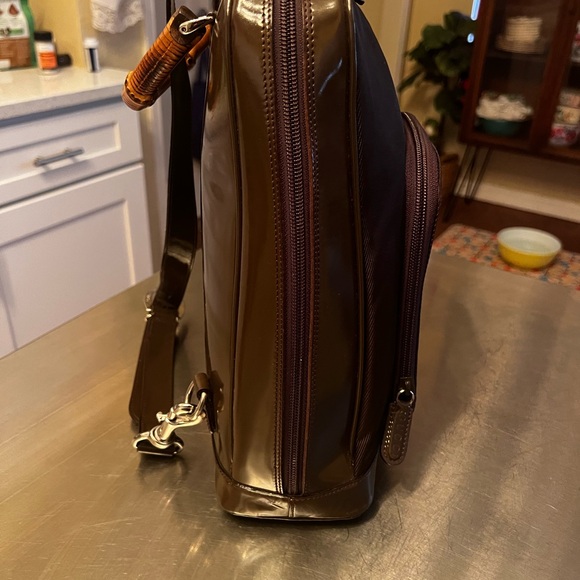 ❌RARE❌ GUCCI SLINGBAG W/BAMBOO HANDLE - Picture 5 of 16